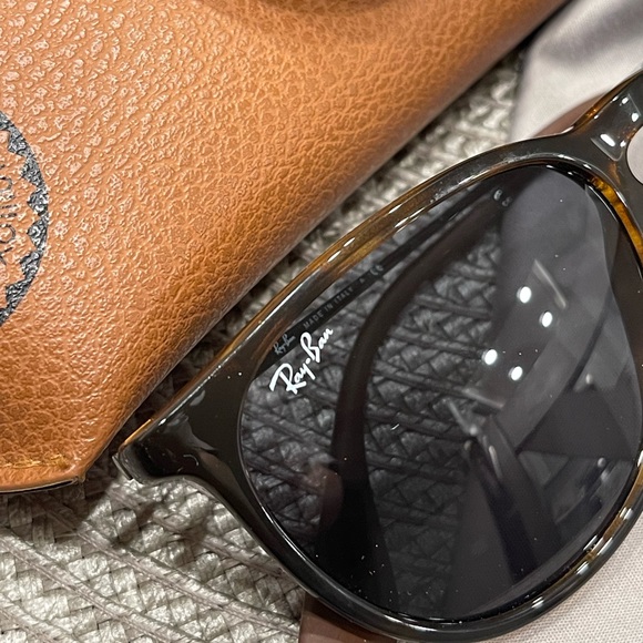 Ray-ban Erika sunglasses - Picture 3 of 7